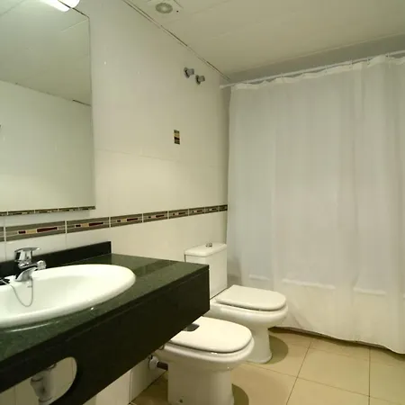 Mestral - Apartamentos Centricos L'Escala Exterior photo